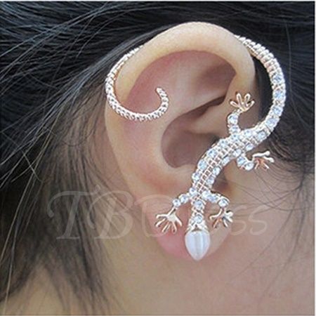 Tbdress.com offers high quality Lizard Style Rhinestones Women's Earring Earrings unit price of $ 4.99. Rhinestone Ear Cuff, Ear Cuff Earings, Discount Jewelry, Ear Piercing, Cheap Jewelry, Ear Cuffs, Bijoux Diy, Cuff Earrings, Gecko