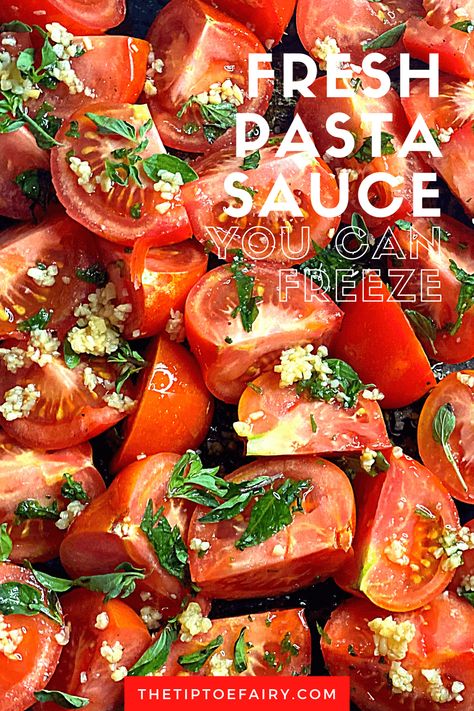 Have you ever made fresh pasta sauce you can freeze? It's so easy with just fresh tomatoes and a few ingredients you probably have! #spaghettisauce #pastasauce #freshpastasauce #garden #tomatorecipes Fresh Tomato Spaghetti Sauce, Fresh Tomato Pasta Sauce, Pasta Sauce With Fresh Tomatoes, Fresh Tomato Sauce Recipe, Pasta Sauce Recipes Tomato, Fresh Pasta Sauce, Fresh Tomato Pasta, Frozen Pasta, Fresh Tomato Recipes