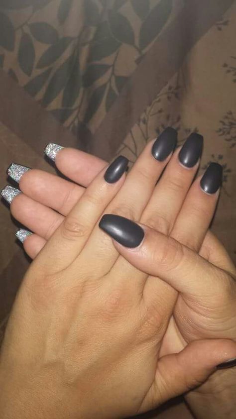 Black matte coffin shape with glitter underneath ❤ love my nails! Black Nails With Glitter Underneath, Matte Black Nails With Glitter, Black Matte Coffin, Nails Underneath, Coffin Nails Designs Summer, Collage Backgrounds, Sophisticated Nails, Black Nails With Glitter, Gel Nail Removal