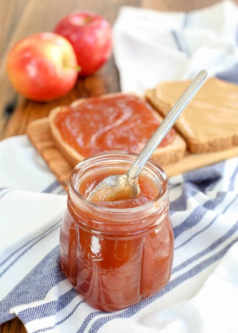 Crock-Pot Apple Butter - Barefeet in the Kitchen Make Apple Butter, Crockpot Apple Butter, Blackberry Jam Recipes, Crockpot Apple, Apple Butter Crock Pot, Homemade Chai, Slow Cooker Apple Butter, Homemade Apple Butter, Jam Recipes Homemade