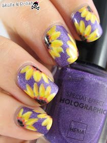 Bonjour bonjour! Aujourd'hui, un petit nailart estival (encore) que j'ai réalisé pour le concours de Kate the Nailista ! Le concours... Purple Sunflower Nails, Purple And Yellow Nails, Nail Designs Bright, Collage Themes, Sunflower Nail Designs, Sunflower Bedroom, Sunflower Nail, Skull Sunflower, Sunflower Nail Art