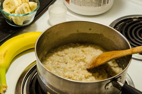 Oatmeal With Protein Powder, Protein Powder Oatmeal, Oatmeal With Protein, Hot Oatmeal, Hot Oats, Protien Powders, Crockpot Oatmeal, Protein Powder Shakes, Protein Cookie Dough