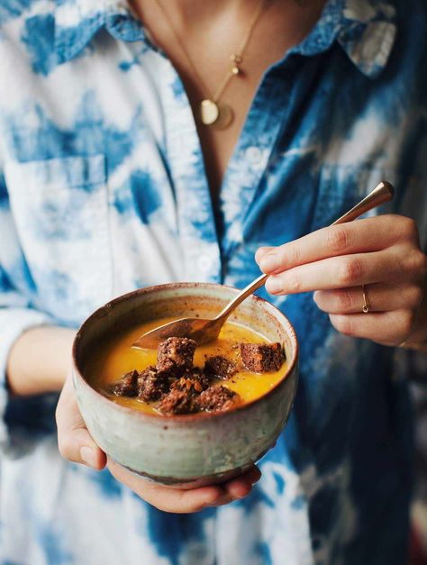 Butternut Squash, Leek and Apple Soup - My New Roots Eating Green, Apple Soup, Healthy Holiday Recipes, Leek Soup, Soup Kitchen, Savory Soups, God Mat, Foods Recipes, New Roots