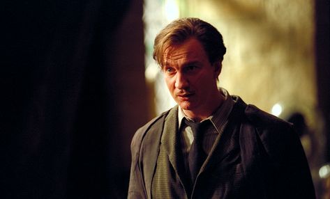 Wizarding World : 10 Times Remus Lupin Made Us Wish He was Our Teacher Remus Lupin Werewolf, Lupin Harry Potter, Hogwarts Professors, Film Harry Potter, Remus And Sirius, Buku Harry Potter, The Prisoner Of Azkaban, Images Harry Potter, Potter Facts