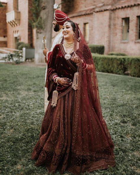 Royal Wedding Lengha, Maroon Bridal Lehenga, Lengha Design, Desired Wardrobe, Bridal Anarkali Suits, Pakistani Bridal Couture, Bride Era, Bridal Anarkali, Bridal Entry