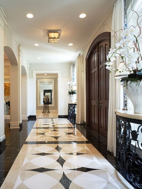 25 Traditional Entry Design Ideas For Your Home Entryway Tile, Marble Flooring Design, Foyer Flooring, Entryway Flooring, Hall Flooring, Tiled Hallway, Marble Home, Entry Design, Ceramic Floor Tile