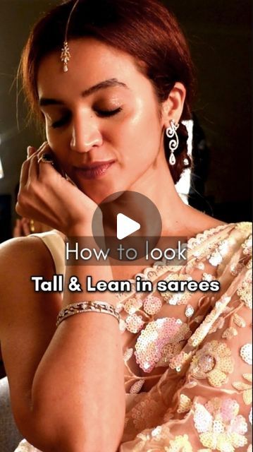 Shilpa Tolani on Instagram: "SAVE IT to look tall n lean in sarees  . Fashion tips | styling tips | saree styling | Indian fashion | saree tips | Indian fashion influencer | Mumbai fashion influencer | quick styling tips | styling to look tall | tall look | saree draping" Indian Fashion Influencers, Saree Tips, Saree Styling, Mumbai Fashion, Saree Draping, Lean In, Indian Fashion Saree, Fashion Influencer, Indian Outfit