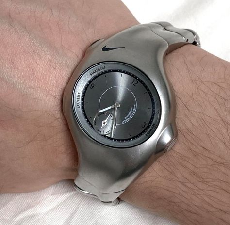 Nike Watch, Fancy Watches, Retro Gadgets, Retro Watches, Dope Jewelry, Nike Vintage, Funky Jewelry, Jewelry Lookbook, Mode Inspo