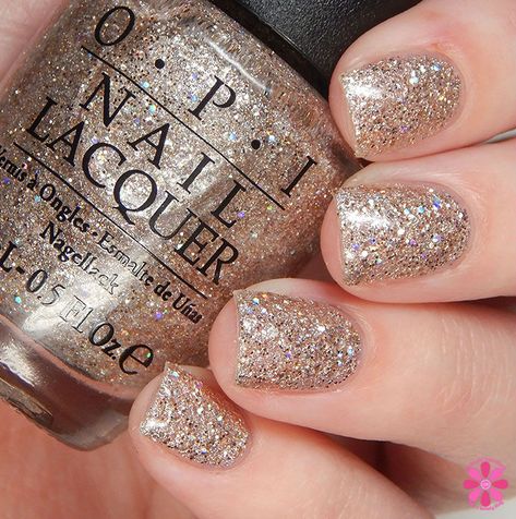 OPI Ce-less-tial Is More is a slightly pink toned silver glitter polish. - OPI Holiday 2015 Starlight Collection Swatches & Review - Cosmetic Sanctuary Opi Glitter Gel Polish, Holiday Nails Sparkle, Sparkle Nail Polish, Glitter Polish, Opi Nail Colors, Nails Sparkle, Silver Holographic, Glitter Nail Polish, Sparkle Nails