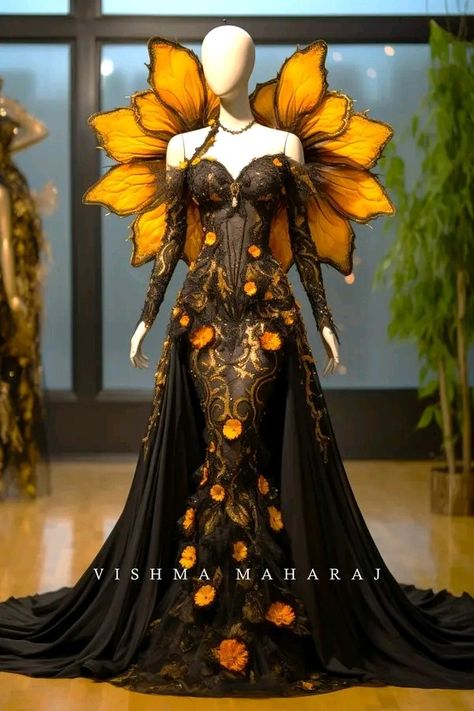 Flower Queen Costume, Fairy Queen Dress, Dubai Women, Flowers Beads, Long Evening Dresses, Special Event Dresses, Fantasy Dresses, Theme Dress, Fantasy Gowns