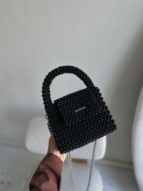 Hand Beaded Bag, Handmade Soft Toys, Handmade Clutch, Crystal Bags, Unique Purses, Purse Fashion, Pearl Bag, Handmade Jewelry Tutorials, Black Handbag