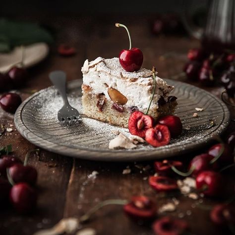 Almond Meringue, Food Photography Cake, Moody Food Photography, Dessert Photography, Baked Fruit, Cherry Almond, Cake Photography, Food Photography Inspiration, A Piece Of Cake