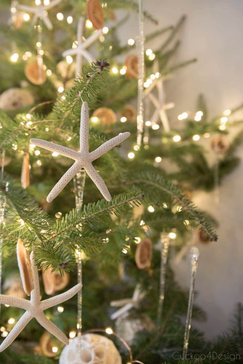 This tutorial shows how to make pretty and easy starfish ornaments with only three supplies for stunning Christmas tree decor with big impact. #beachChristmas #DIYornaments #affordableornaments Beach Home Christmas Decor, Nantucket Christmas Decor, Christmas On Beach, Beachy Christmas Aesthetic, Tropical Christmas Tree Ideas, Beach House Christmas Tree, Costal Christmas Tree Ideas, Costal Christmas Decor House, Florida Christmas Tree