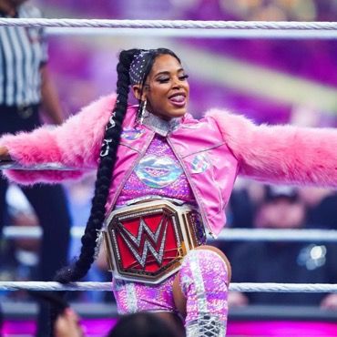 Wwe Raw Women, Wwe Royal Rumble, Bianca Belair, World Heavyweight Championship, Figure Competitor, Raw Women's Champion, Wwe World, Kevin Owens, Alexa Bliss