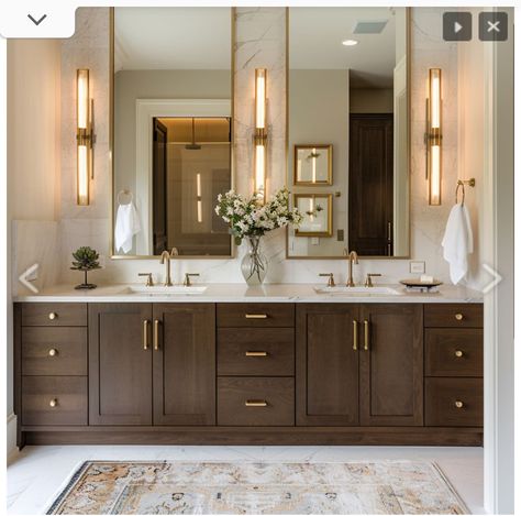 Spa Style Master Bath, Bathroom Bench Decor Ideas, Classic Style Bathroom Design, Contemporary Classic Bathroom, Classic Powder Room Ideas, Classical Bathroom Design, Elegant Master Bathrooms Luxury, Classic Vanity Design, Modern Tuscan Bathroom