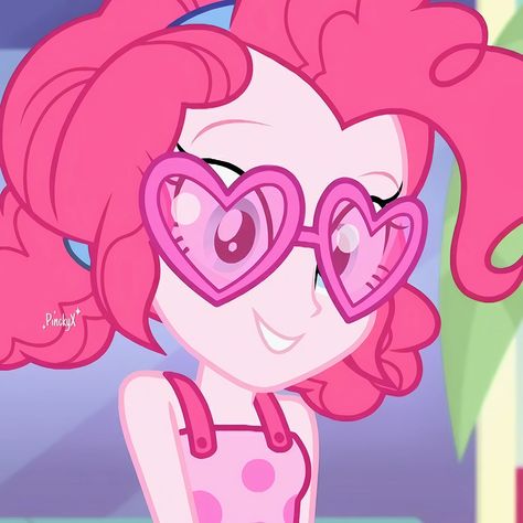 Pie Drawing, Pinkie Pie Human, Pink Pie, My Little Pony Poster, Human Icon, Mlp Equestria Girls, My Little Pony Pictures, Pinkie Pie, Mlp My Little Pony