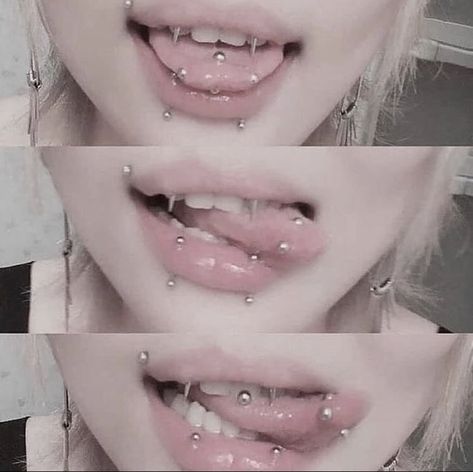 Grunge Cybercore, Face Piercings, Cool Piercings, Facial Piercings, Cute Piercings, Body Jewelry Piercing, Body Piercings, Lip Piercing, Body Modifications