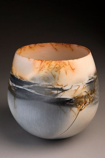 June Ridgway Sculptures Céramiques, Raku Ceramics, Raku Pottery, Keramik Vase, Ceramic Vessel, Contemporary Ceramics, Tea Bowls, Ceramic Design, Clay Ceramics