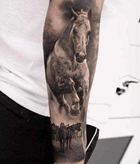 Wild Mustang Tattoo, Small Horse Tattoo, Animal Tatoos, Horse Tattoos, Horse Tattoo Design, Cowgirl Tattoos, Cowboy Tattoos, Unusual Tattoo, Native American Horses