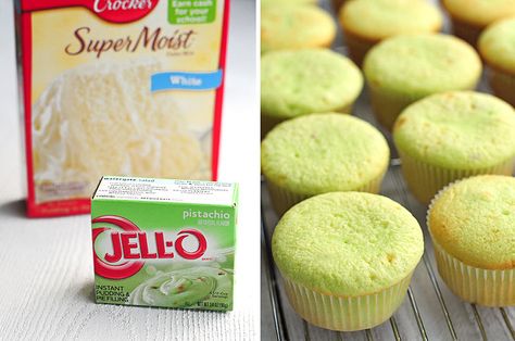 Pistachio Cupcakes Recipe Cake Mix And Pudding, Pistachio Pudding Cake, Mugcake Recipe, Cupcakes White, Pistachio Cupcakes, Pistachio Muffins, Pudding Cupcakes, Pistachio Pudding, Pistachio Cake