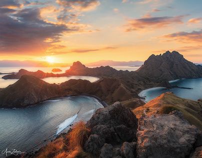 Check out new work on my @Behance profile: "Padar Island" http://be.net/gallery/83994443/Padar-Island Padar Island, Komodo Dragons, East Nusa Tenggara, Volcanic Mountains, Komodo National Park, Nikon D850, Komodo Dragon, Komodo, Small Island