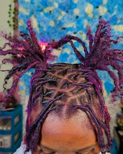 freshly colored purple locs Purple And Green Locs, Dark Purple Locs, Purple Locs Black Women, Coloring Locs, Coloured Locs, Purple Locs, Color Locs, Loc Colors, Locs Inspiration