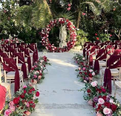 ‘Lydia’ beautifully set up by @creativevenuestylist ❤️✨ we have 20% off any remaining IN STOCK Lydia items - Centrepieces ✨ Wreaths ✨ Top table runners ✨ We also have our stunning burgundy sashes in stock! Be quick ‼️ limited stock remaining ❕#weddingwholesale #weddingdecor #weddingstyle #venuedressersuk #venuedressersnetwork #eventdecor #decorwholesale Burgundy Aisle Runner, Burgundy And Pink Table Setting, Burgundy Decor Wedding, Burgundy Outdoor Wedding, Red Wine Wedding, Burgundy And Pink Wedding, Pink And Burgundy Wedding, Wedding Cermony, Wine Theme Wedding