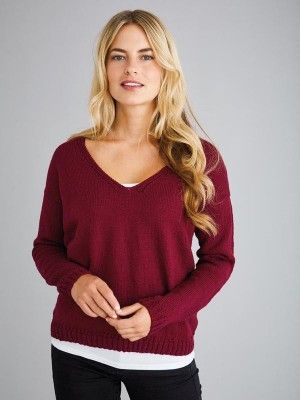 Free knitting pattern for a relaxed fit V neck jumper with subtle cable, rib and eyelet details in Patons 4 Ply yarn.. See our great prices and fast service. Ladies Sweaters Patterns, Easy Sweater Knitting Patterns, Knit Tweed, V Neck Jumper, Jumper Knitting Pattern, Vintage Knitwear, Jumper Patterns, Simple Sweaters, Elegant Sweater