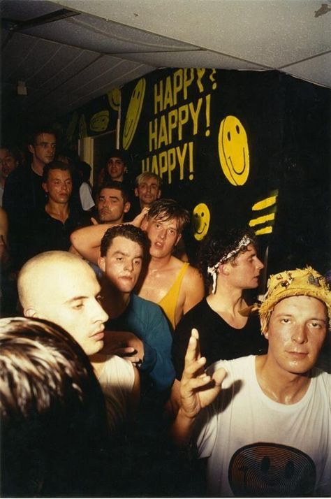 25 nostalgic smiley shots to satisfy your acid house cravings - Galleries - Mixmag 90s Rave Aesthetic, Rave Photography, Amen Break, Acid House Rave, Rave Scene, Rave Aesthetic, 90s Rave, Party Life, Jackdaw