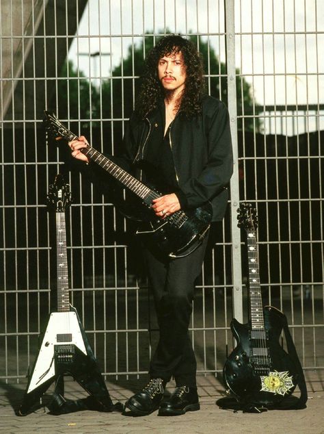 Kirk Hammett Guitars, Kirk Metallica, Metallica Black, Kirk Hammett, James Hetfield, Thrash Metal, The Snake, Guitarist, Heavy Metal