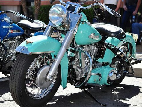 Live the color Teal Motorcycle, Harley Panhead, Blue Motorcycle, Dream Vehicles, Rp Ideas, Pale Turquoise, Motor Bikes, Custom Harleys, Hive Mind