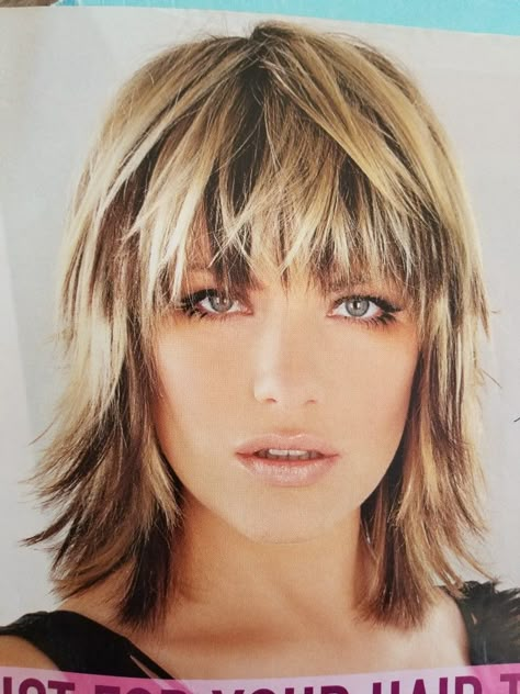 Shaggy Bob Haircut Choppy Layers, Shag Bob With Bangs Choppy Layers, Bob With Volume At Crown, Shaggy Medium Hair Choppy Layers, Medium Length Shaggy Haircuts, Short Shaggy Haircuts Choppy Layers, Hair Styles Messy, 2022 Short Hair, Choppy Bob Hairstyles For Fine Hair