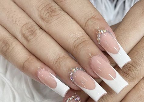 French Tip Nails With Stones, French Nail With Gems, French With Diamonds Nails, French Tip With Stones, French Nails Rhinestones, French Tips With Bling, French Tips With Diamonds, French Tip With Diamonds, French Nails With Diamonds