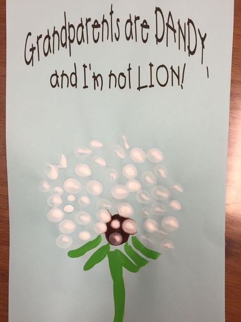 Grandparents Day Craft. Finger paint a dandelion about grandparents. Easy craft. Grandparent Preschool Craft, Grandparent's Day Craft Preschool, Grandparents Day Art Preschool, Grandparents Toddler Craft, Prek Grandparents Day Craft, Grandparent Art For Toddlers, Grandparents Day Art Projects, Simple Grandparents Day Crafts, Grandparent Crafts Preschool