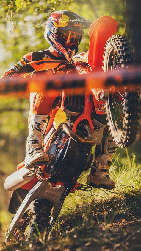 KTM 350 EXC-F Factory Edition 2022 Motocross Bike #ktm #350_exc-f #orange #2022 #motocross #factory_edition Motocross Bikes, Motocross, Bike, Orange