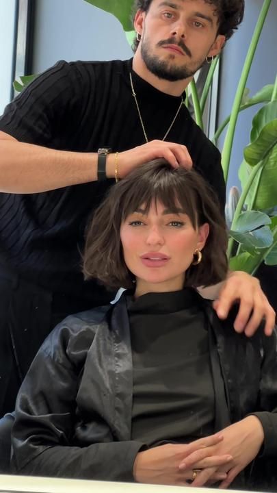 Haircut Tiktok, French Bob Haircut, Colors 2023, French Bob, Chin Length Hair, Fall Hair Color For Brunettes, Hair Inspiration Short, Bob Haircut With Bangs, Hair Bob