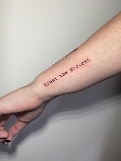 Trust The Process Quotes Tattoo, Trust Tattoo For Men, Gym Inspired Tattoos, Gym Tatoos Ideas, Perserverance Tattoo Ideas, Hardworking Tattoo, Gym Related Tattoos, Gym Tattoos Women, Be Different Tattoo