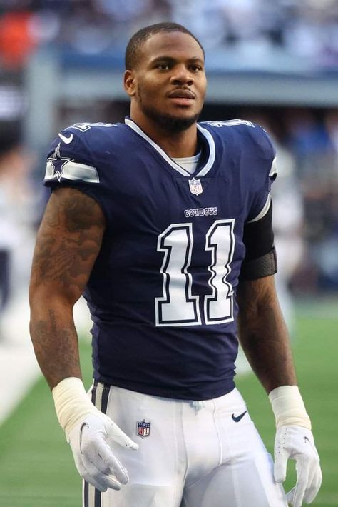 Micah Parsons Cowboys, Micha Parsons, Diy Clothes Projects, Micah Parsons, Dallas Cowboys Images, Cowboy Images, Dallas Cowboys Football Team, Dallas Cowboys Gear, Bayern Munchen