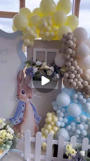 Peter Rabbit Table Decor, Peter Rabbit Birthday Party Decorations, Rabbit Birthday Theme, Rabbit Themed Birthday Party, Party Favor Wall, Peter Rabbit Balloons, Peter Rabbit Theme Party, Peter Rabbit Birthday Party, Peter Rabbit Theme