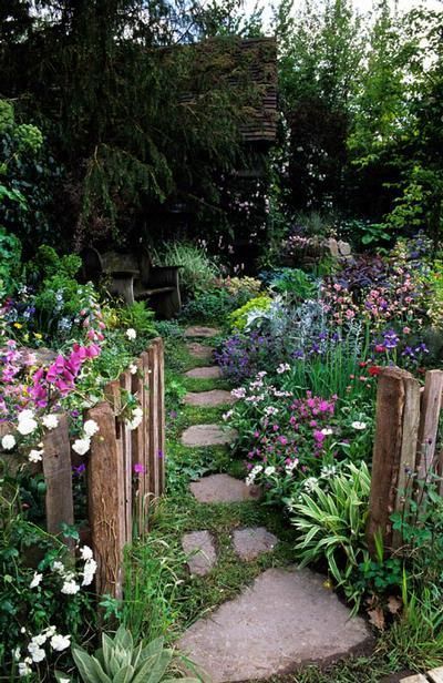 Garden Ideas I Want To Try – Aimee Weaver Designs Open Gate, Amazing Backyard, Cottage Garden Design, Flower Garden Design, Longwood Gardens, Have Inspiration, The Secret Garden, Beautiful Flowers Garden, Backyard Garden Design