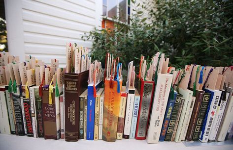 book-favors-2 Book Themed Wedding Decorations, Table Favours, Book Favors, Book Themed Wedding, Literary Wedding, Creative Wedding Favors, Wedding Favors And Gifts, Wedding Favors Cheap, Unique Table