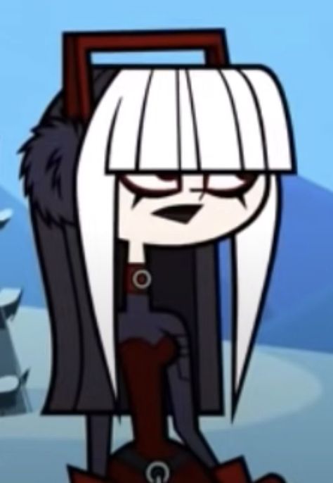 Crimson Tdi Pfp, Emo Characters Cartoon, Crimson Tdi, Crimson Total Drama, Goth Cartoon Characters, Pfp Emo, Emo Pfp, Drama Total, Snow Outfit