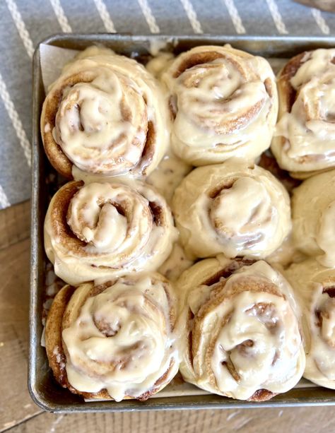 Recipe Using Sourdough Starter, Sourdough Rolls, Sourdough Cinnamon Rolls, Sourdough Starter Discard Recipe, Cinnamon Roll Dough, Homemade Sourdough Bread, Pumpkin Cinnamon Rolls, Sourdough Starter Recipe, Sour Dough