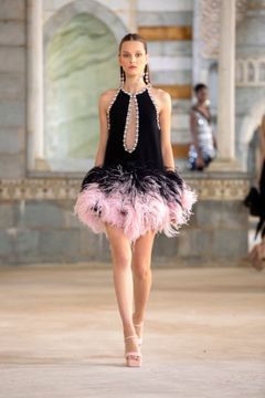 Jovani Dress, Feather Skirt, Dresses 2022, Couture Looks, Fashion Forecasting, Georges Hobeika, Royal Outfits, Spring Summer 2022, Sling Dress