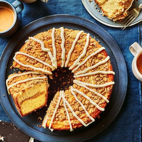 Indulge in Citrus Bliss With This Orange-Roll Coffee Cake — Southern Living Orange Coffee Cake, Orange Roll, Blueberry Crumb Cake, Lemon Bar, Orange Rolls, Orange Coffee, Peach Cake, Coffee Cake Recipes, Cinnamon Buns