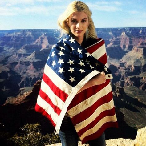 Flag Photography, Americana Aesthetic, I Do Love You, Vintage Cowgirl, Miss America, Vintage Americana, Aesthetic Women, American Beauty, Wasp