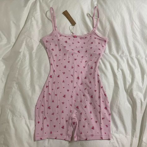 Look what I just found on Depop 🙌 https://depop.app.link/9DLJ0UgTjzb Cute Pjs, Pajama Fashion, Cute Pajama Sets, High Fashion Outfits, Cute Lazy Outfits, Cute Pajamas, One Piece Pajamas, Fashionista Clothes, Causual Outfits