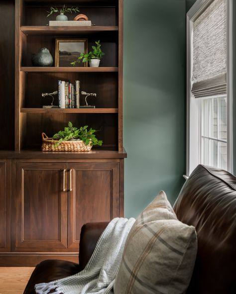 Showcasing the beauty of open shelves! 🌿📚 Personal touches like plants, photos, and books create a warm and inviting space. Each detail adds charm and makes your home uniquely yours. Design: @colorandcrownid 📸: @meghanbalcomphotography Cabinetry: @minkrunmillwork Book Shelves, Built In Bookcase, Open Shelves, Open Shelving, Personal Touch, Bookshelves, The Beauty, Bookcase, Walnut