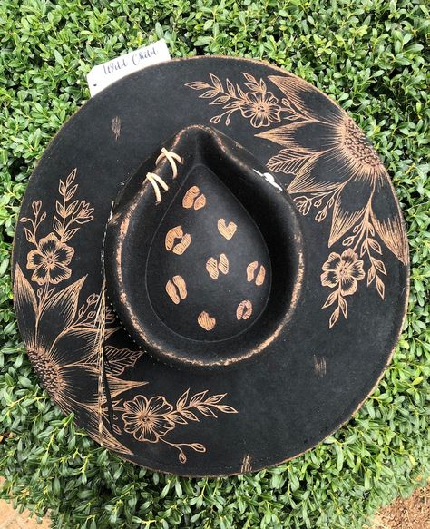 Jack Daniels Custom Burned Hat - Etsy Burning Hats, Decorated Hats, Cowboy Hat Design, Hat Burning, Custom Cowboy Hats, American Flag Hat, Short Quote, Country Jewelry, Suede Hat