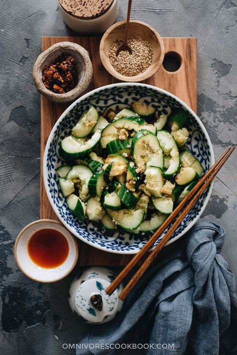 Bunny Diet, Chinese Cucumber Salad, Chinese Cucumber, Asian Sides, Ways To Cook Tofu, Smashed Cucumber, Christmas Spread, Asian Dinner Recipes, Asian Noodle